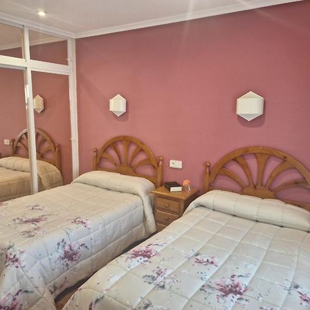 Hostal Pachin Mieres  Exterior photo