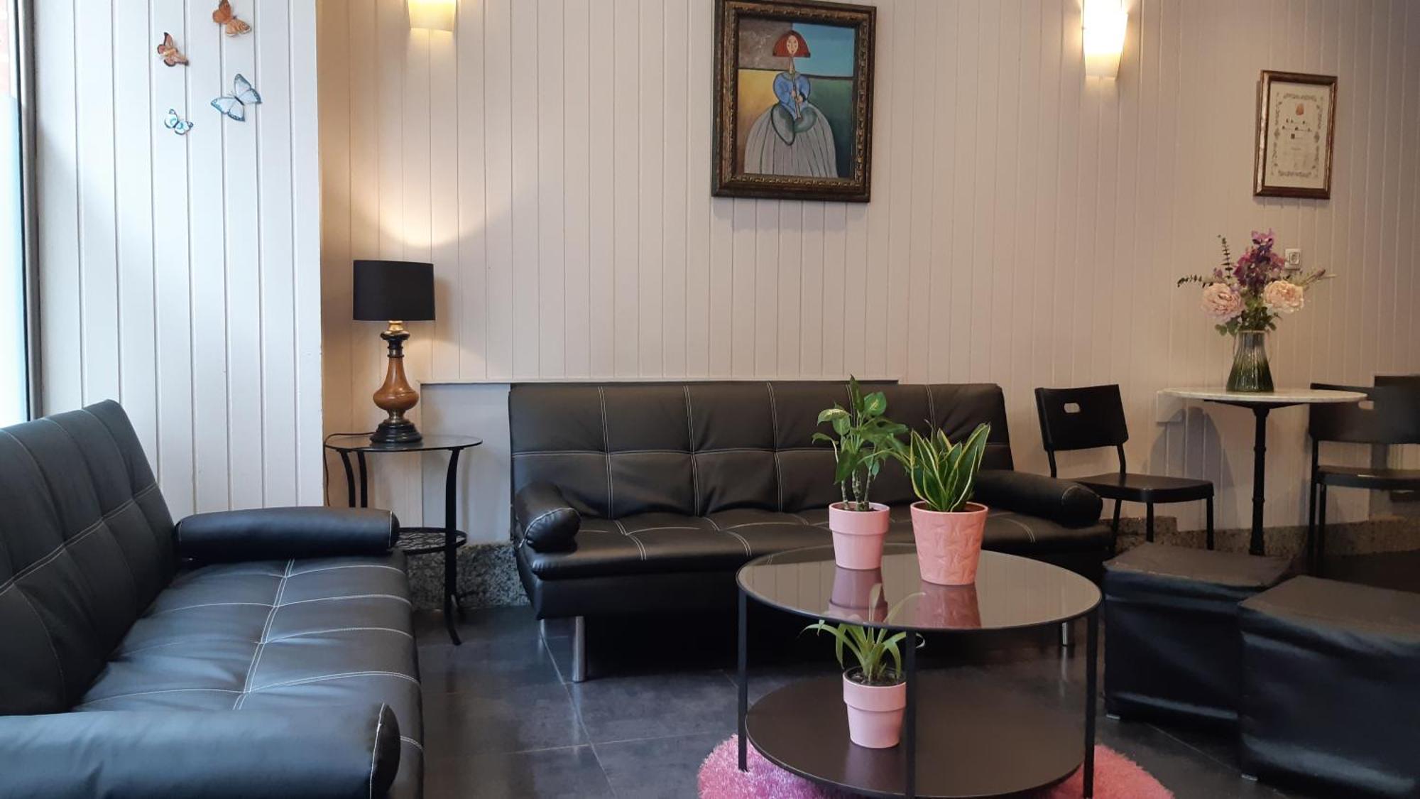 Hostal Pachin Mieres  Exterior photo