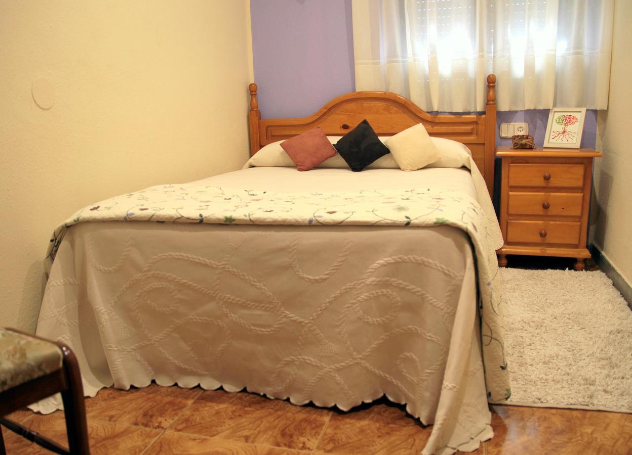 Hostal Pachin Mieres  Exterior photo